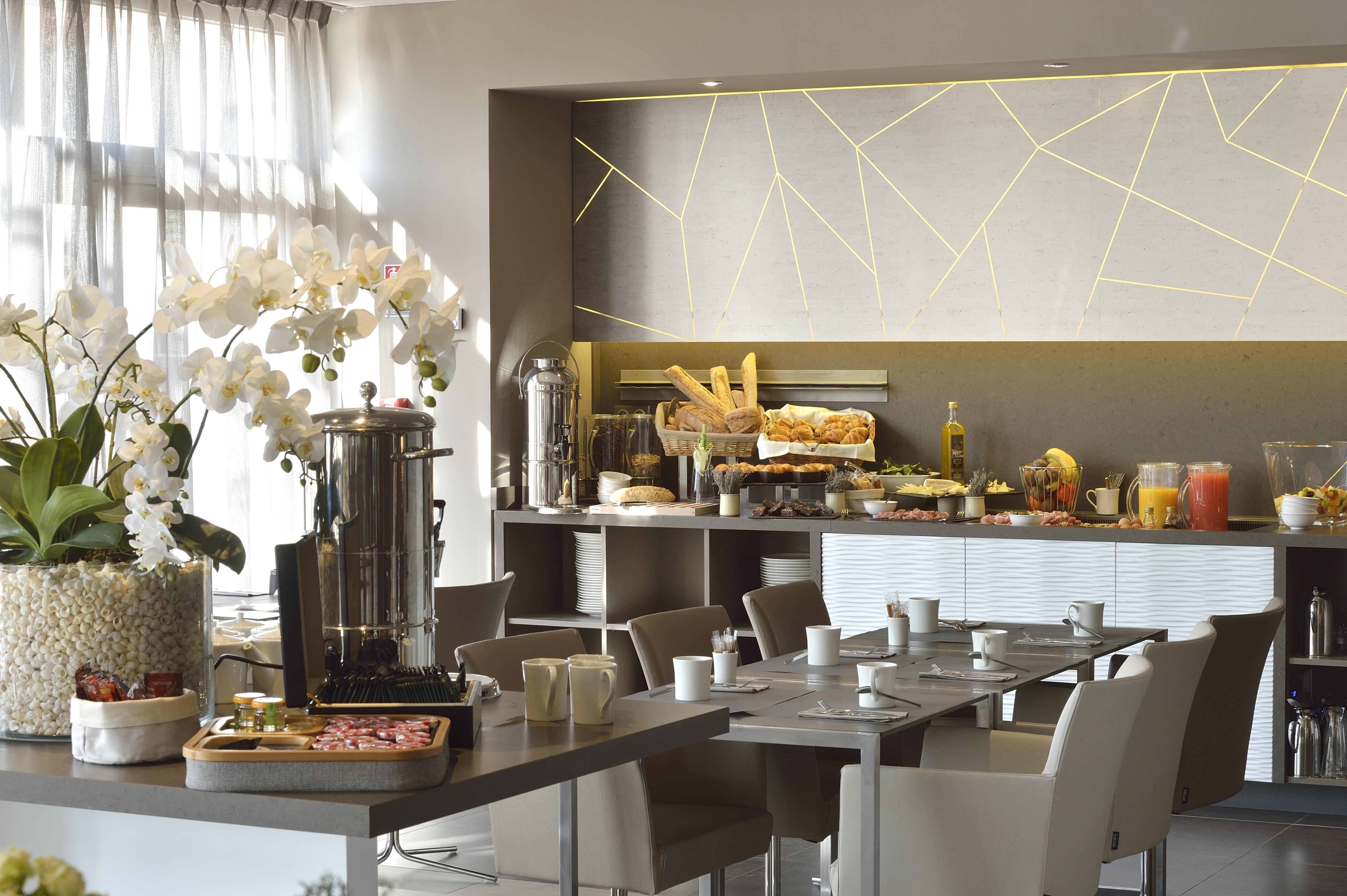 Ac Hotel By Marriott Marseille Prado Velodrome Zewnętrze zdjęcie