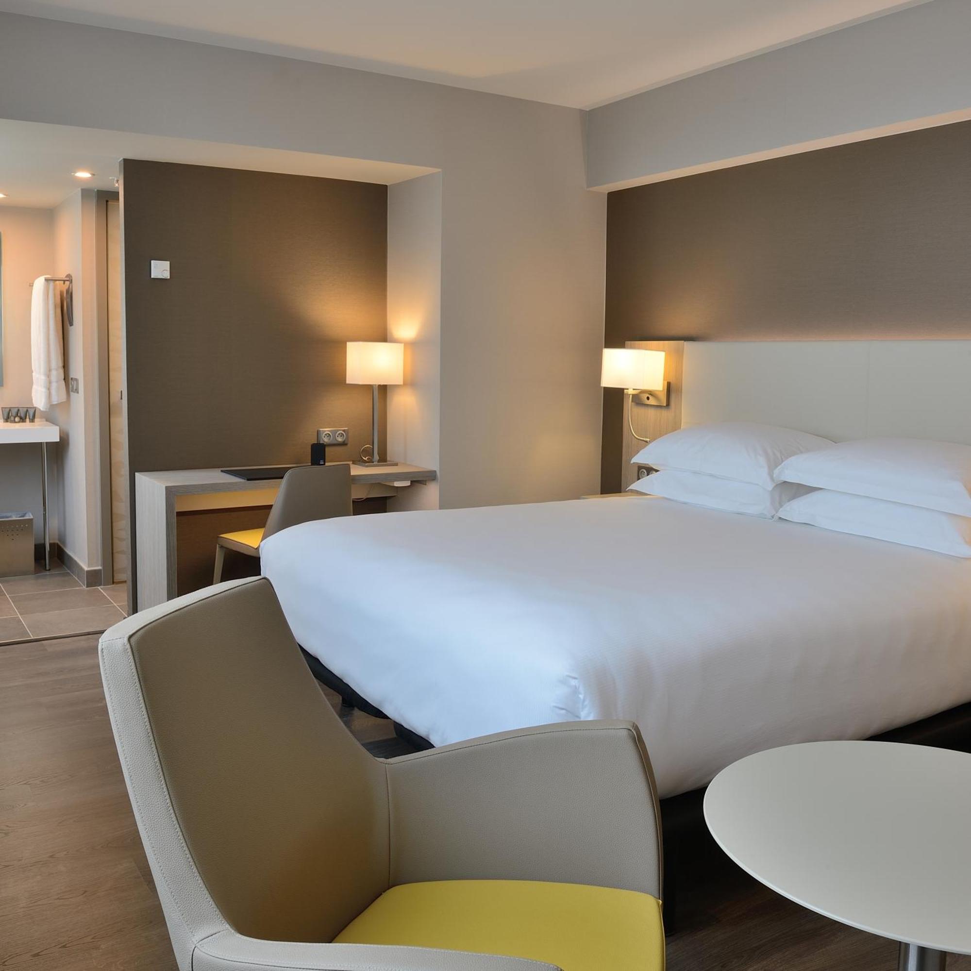 Ac Hotel By Marriott Marseille Prado Velodrome Zewnętrze zdjęcie
